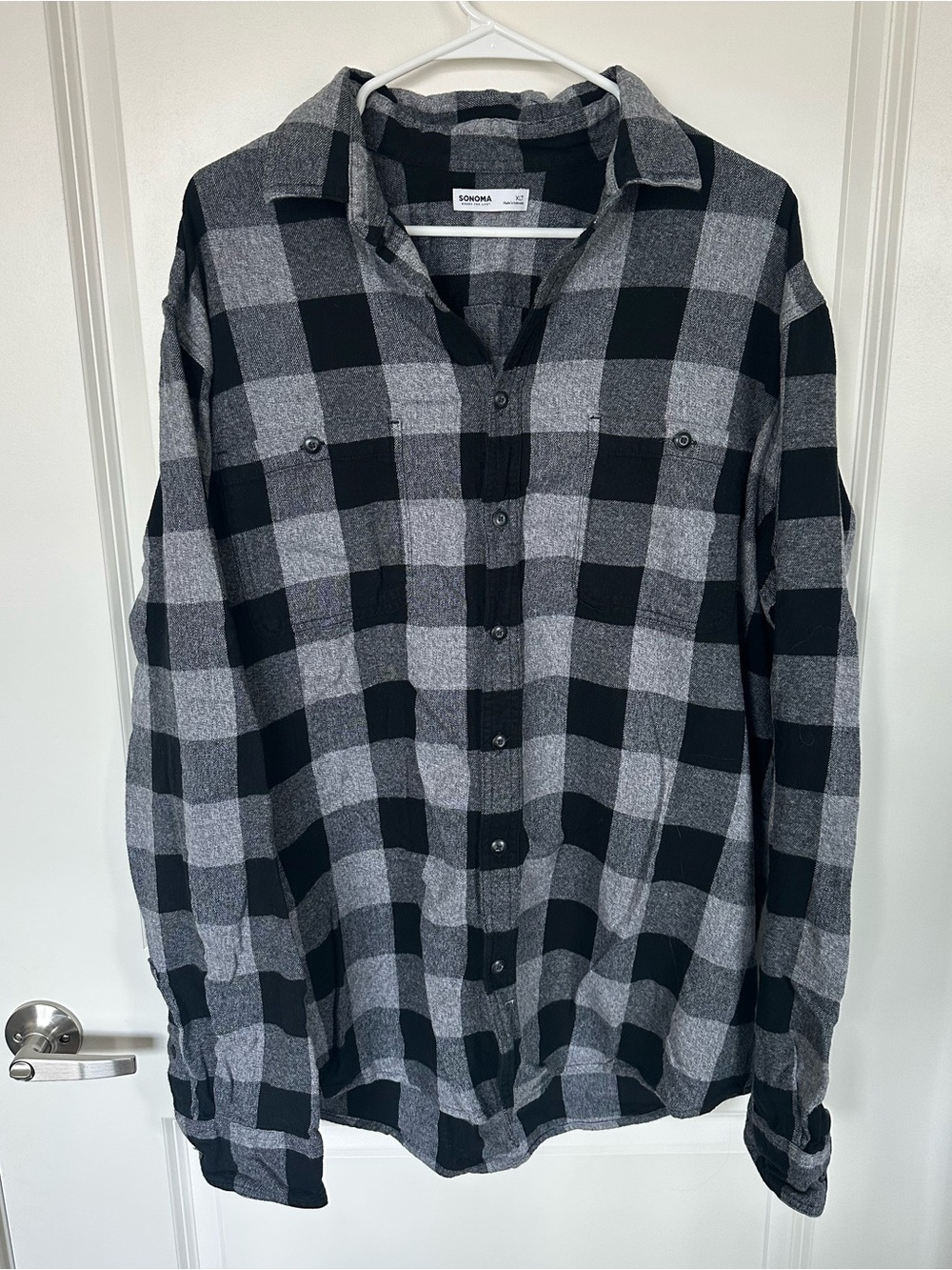 XL Tall - Men's Black & Gray Plaid Button-Up Shirt